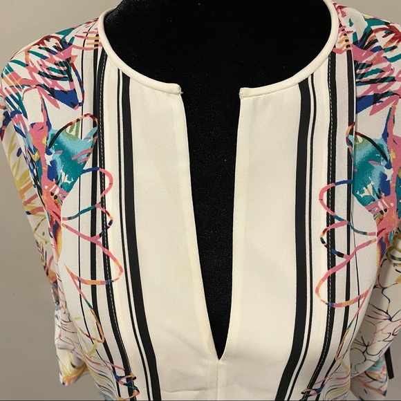 BCBG MaxAzria Haida Silky Tunic Top Size XS - Picture 12 of 16